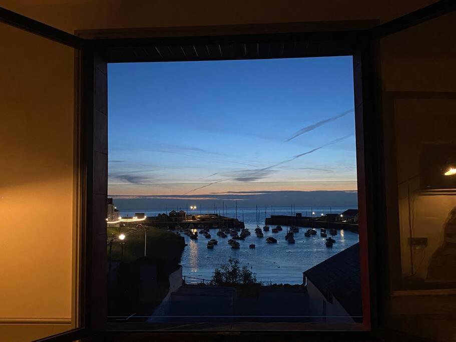 Aberaeron Island House - Panoramic Harbour Views Villa Bagian luar foto